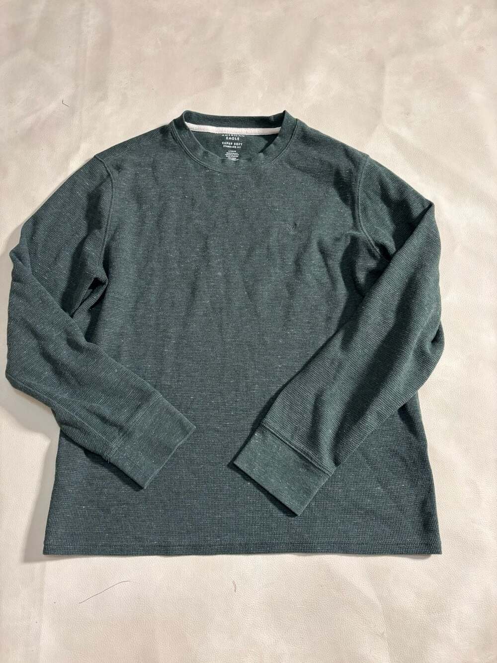 American Eagle Super Soft Standard Fit Thermal Size L Green